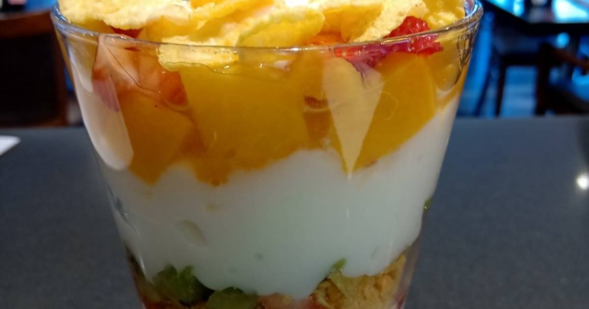 Yogurt Con Frutas Receta De Diego Techera Cookpad 