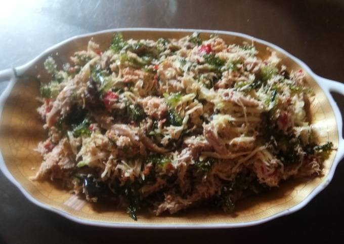 Resep Trancam Latoh(rumput laut) dg ikan panggang pe dan mangga muda Anti Gagal