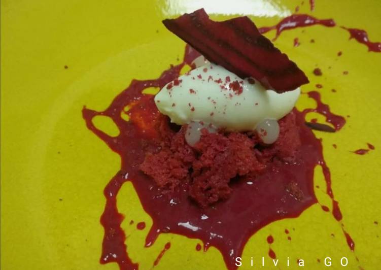 Bizcocho de remolacha, y helado de queso