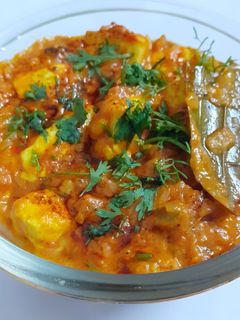 A picture of Paneer Changezi.