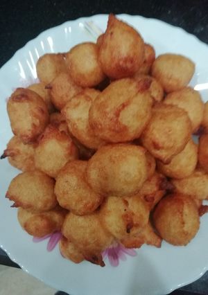 A picture of Mixed Daal Pakodi(Ram ladoo).