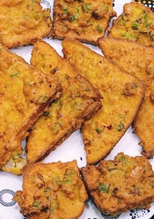 ओट्स ब्रेड पकौड़ा (oats bread pakoda recipe in Hindi) रेसिपी मुख्य फोटो