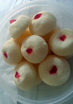A picture of Lazy, Melt in Mouth Butter & Milk Cookies.