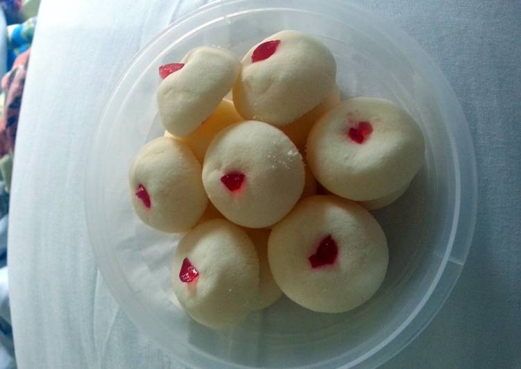 Recipe of Perfect Lazy, Melt in Mouth Butter &amp; Milk Cookies