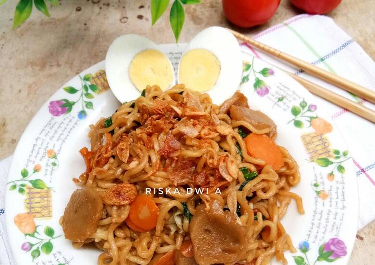 Resep Mie Goreng Bakso Kecap, Menggugah Selera