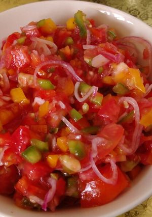 A picture of Bell pepper Kachumbari.