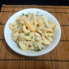 A picture of White pasta.