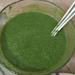 Mint chutney A picture of Mint chutney.