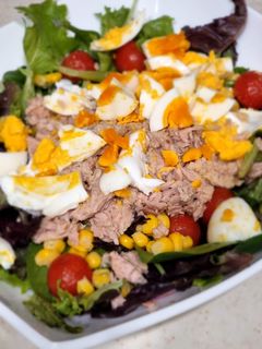 Una foto de Ensalada de brotes tiernos (Nota 8)