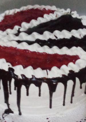 Una foto de Torta de vainilla y chocolate 100% casera