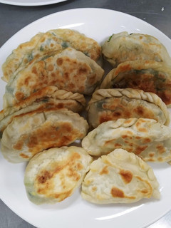 韭菜盒子 的食譜成品照片