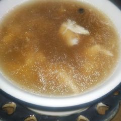 A picture of Chicken yakhni.