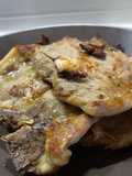 Chuletas al ajo quemado