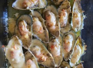 Una foto de Mejillones (Choros) parmesano
