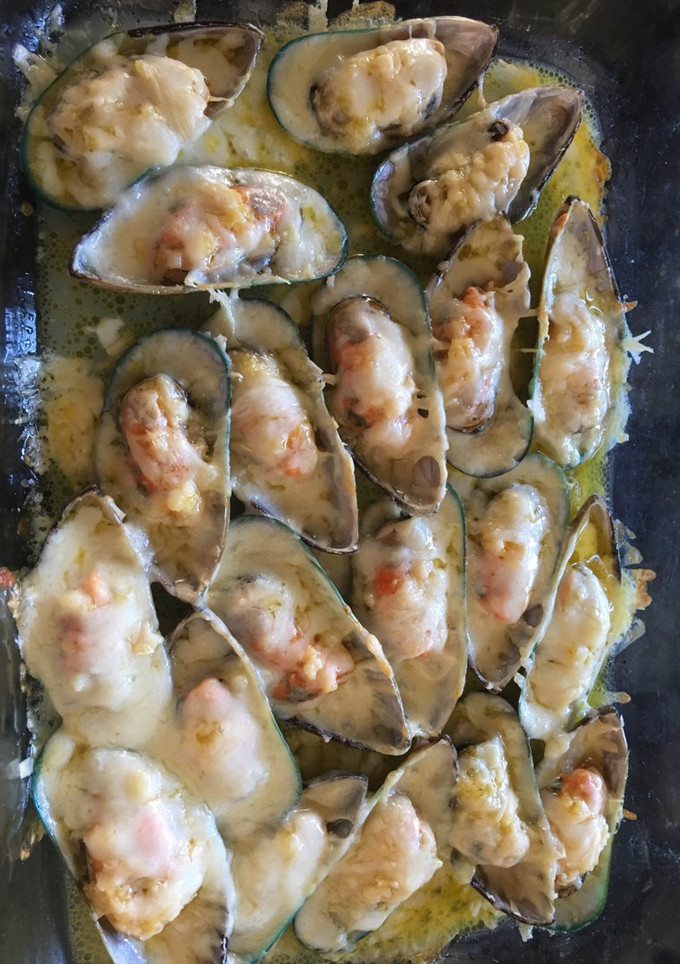 Una foto de Mejillones (Choros) parmesano