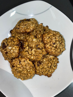 Una foto de Cookies de avena y chocolate