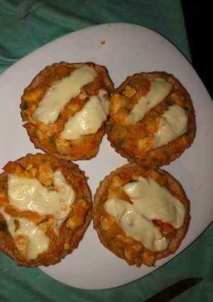 Una foto de Mini tartitas de pollo, calabaza y vegetales♥️