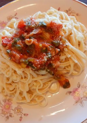 Una foto de Spaghetti con Salsa de Cebolla de Verdeo y Leche de Coco