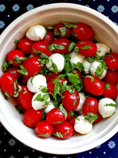 A picture of Caprese Salad.