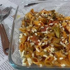 A picture of Broccoli Pasta in Red Sauce.