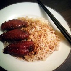 A picture of Braised Chicken Wings.