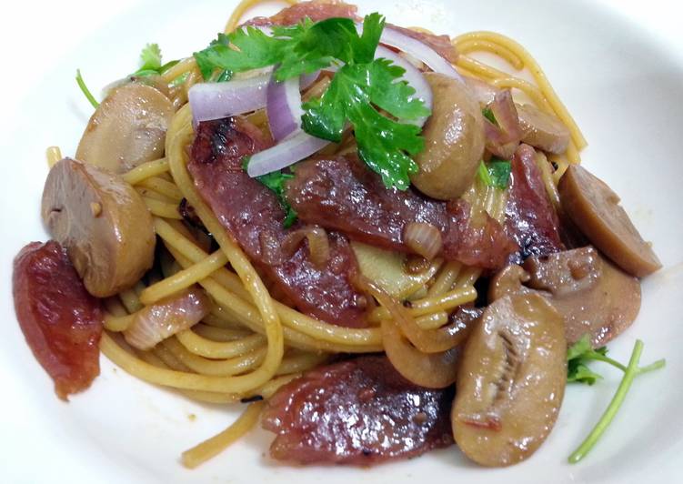 Recipe of Speedy Spaghetti With Chinese Sausages And Mushroom