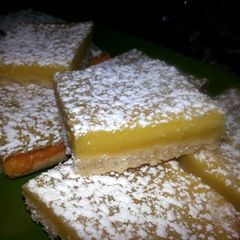 Macadamia nut lemon bars A picture of Macadamia nut lemon bars.