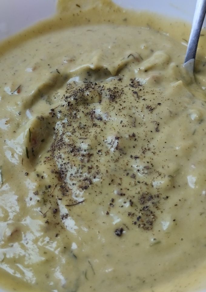 Una foto de Salsa picante de aguacate🌶️🥑🧅