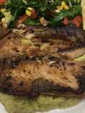 Filete de tilapia al ajillo