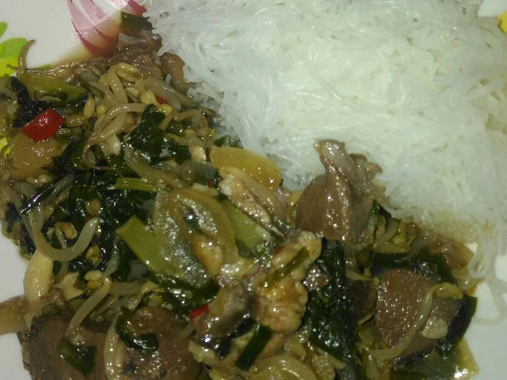 Cara Gampang Membuat Resep Tumis pakcoy kecambah kucai daging Anti Ribet, Bisa Manjain Lidah