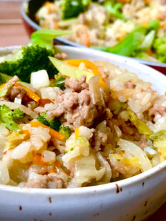 泡菜炊飯 - 一鍋到底之清冰箱料理 的食譜成品照片