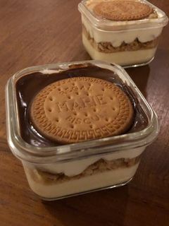 Foto resep Regal Dessert Box