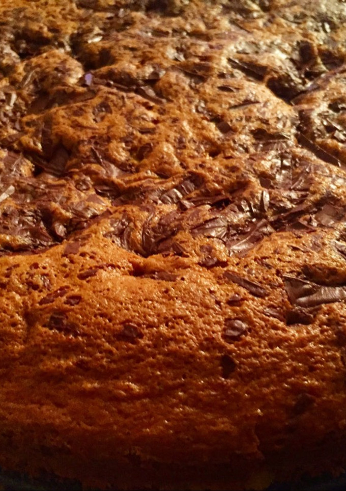 Una foto de Bizcocho de zanahoria con chocolate