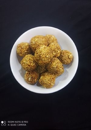 A picture of Til gud laddoo.