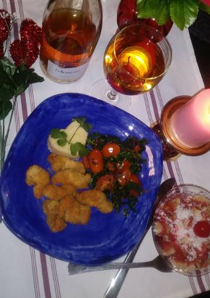 Una foto de Tiras de pollo con col rizada y couscus (sémola de trigo)