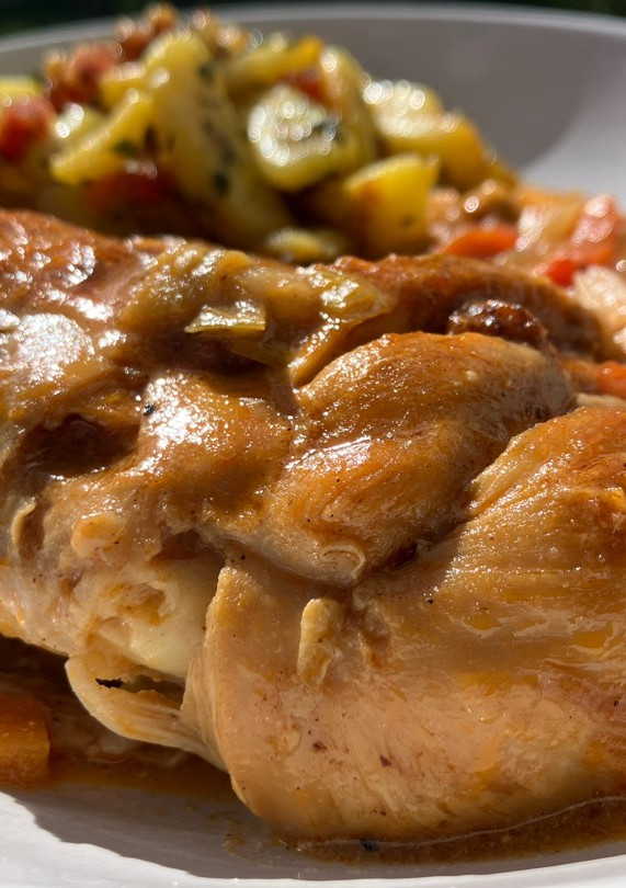 Una foto de Muslos de pollo a la cerveza