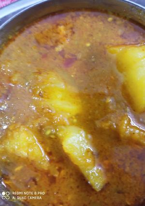 A picture of Aloo bangan.