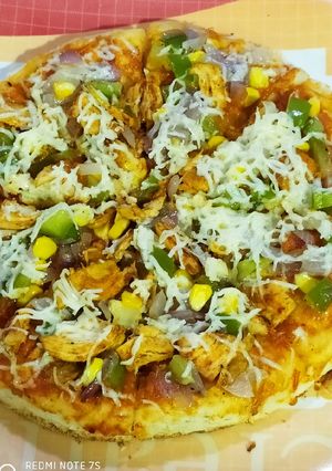A picture of Chicken Pizza.