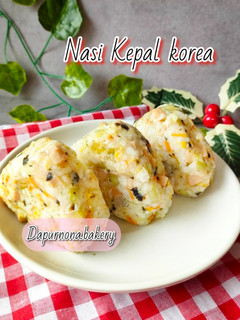 Foto resep Nasi kepal korea