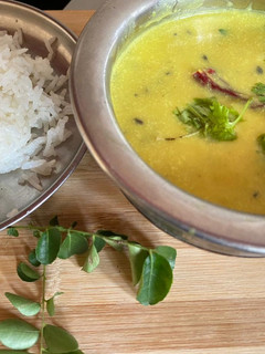 खानदेशी कढी (Khandeshi kadhi recipe in hindi) रेसिपी मुख्य फोटो