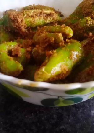 ભરેલા મરચા નો સંભારો (Bharela Marcha Sambharo Recipe In Gujarati) રેસીપી મુખ્ય ફોટો