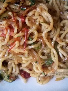 A picture of Fried spicy noodles.