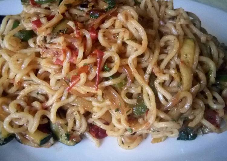 How to Prepare Yummy Fried spicy noodles