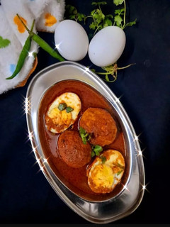 अंडा करी (anda curry recipe in Hindi) रेसिपी मुख्य फोटो