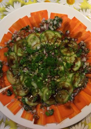 Foto de Noite vegetariana-Carpaccio de cenoura e abobrinha
