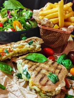 Grillezett caprese panini recept fotója