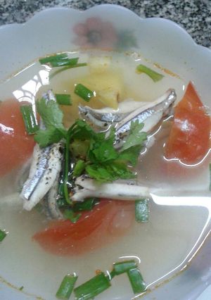 Hình của món Cá cơm nấu canh thơm cà.