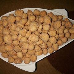 A picture of Peanut burger.