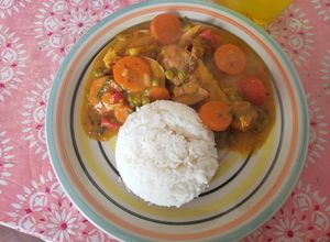 Una foto de Fricasé de pollo🔥🔥