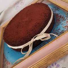 Foto di Torta al profumo d'arancia e cioccolato
